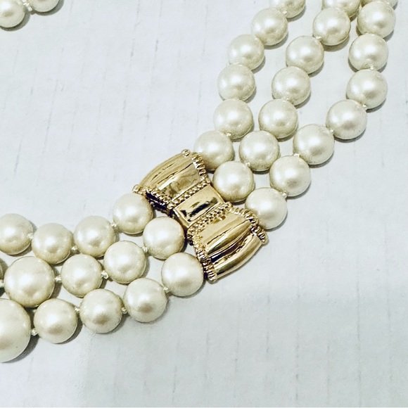KATE SPADE PEARL GOLD BOW NECKLACE - Picture 2 of 5